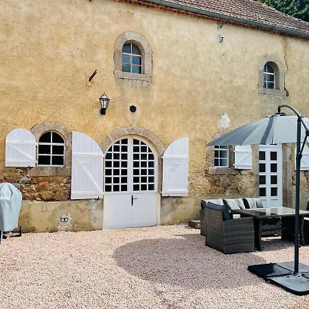 With Shared Pool At Chateau De Bruges Apartment *